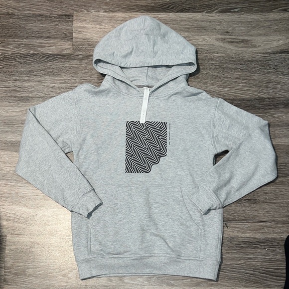 lululemon athletica Tops - LULULEMON LIMITED EDITION SEAWHEEZE 2020 COLLECTION GRAY HOODIE SIZE 6